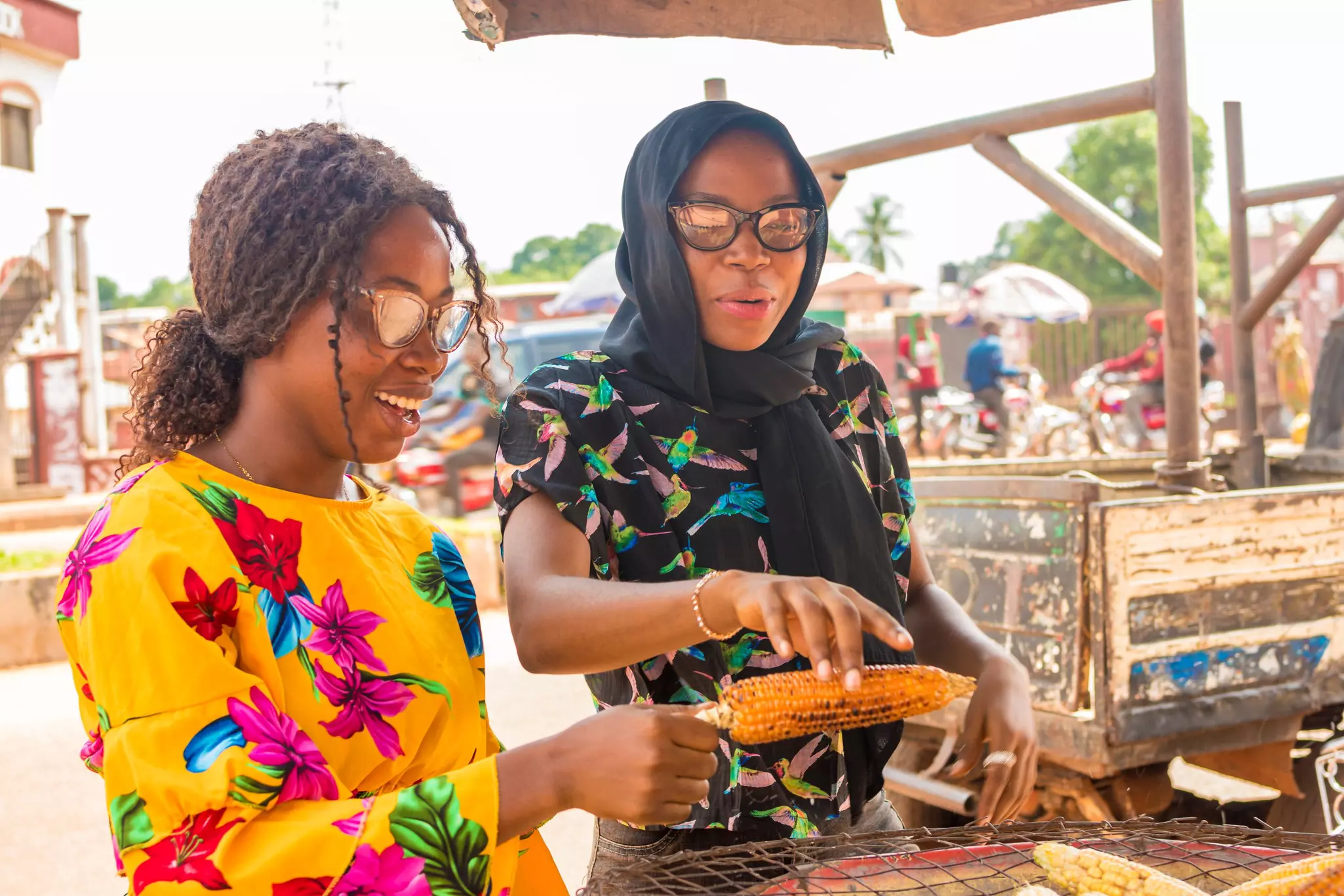 Street food and buffet options from a buka provide cheap eats all over Nigeria © i_am_zews / Shutterstock