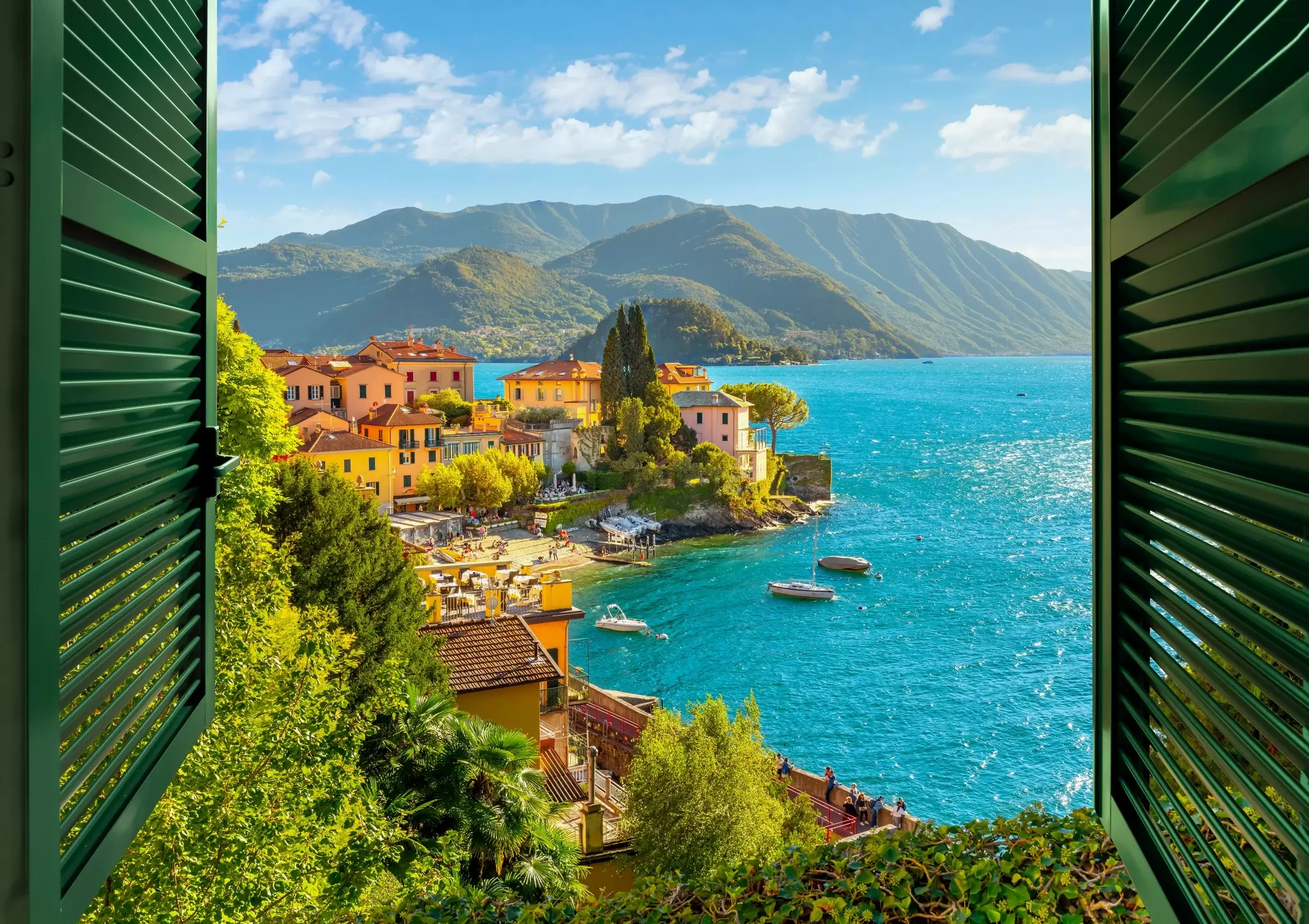 shutterstock_2215294789-edit.jpg