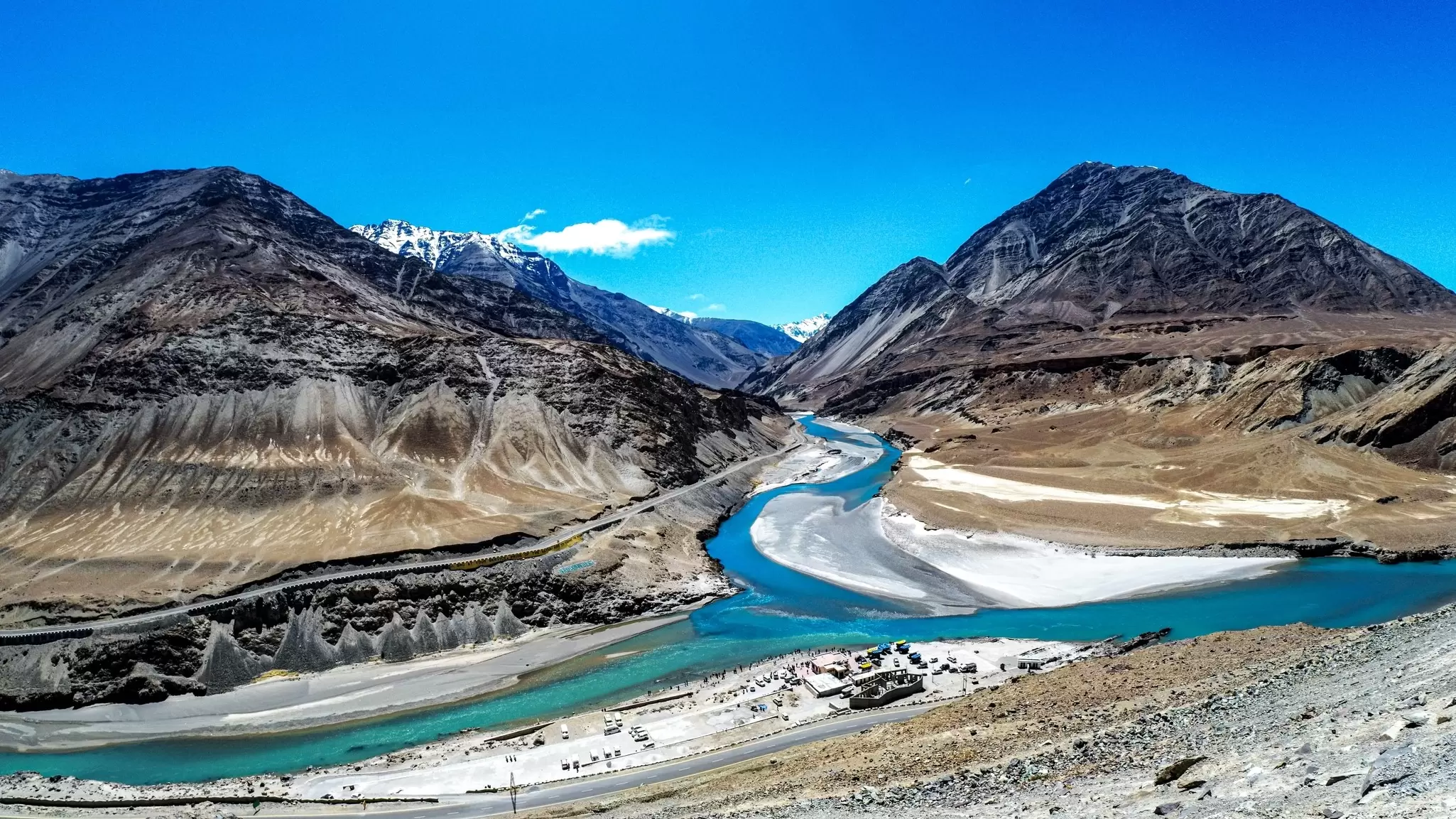 The confluence of the Indus and Zanskar rivers in Nimmu, Ladakh. Suraj Naik 2307/Shutterstock