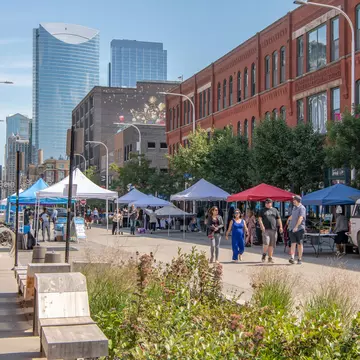 The West Loop's Fulton Market District. Page Light Studios/Shutterstock