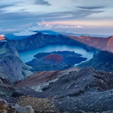 Rinjani Summit, License Type: media, Download Time: 2026-02-06T17:48:39.000Z, User: meg3348277, Editorial: false, purchase_order: 56530 - Guidebooks, job: Global Publishing-WIP, client: Lonely Planet – Bali, Lombok & Nusa Tenggara 20, other: Megan Cassidy