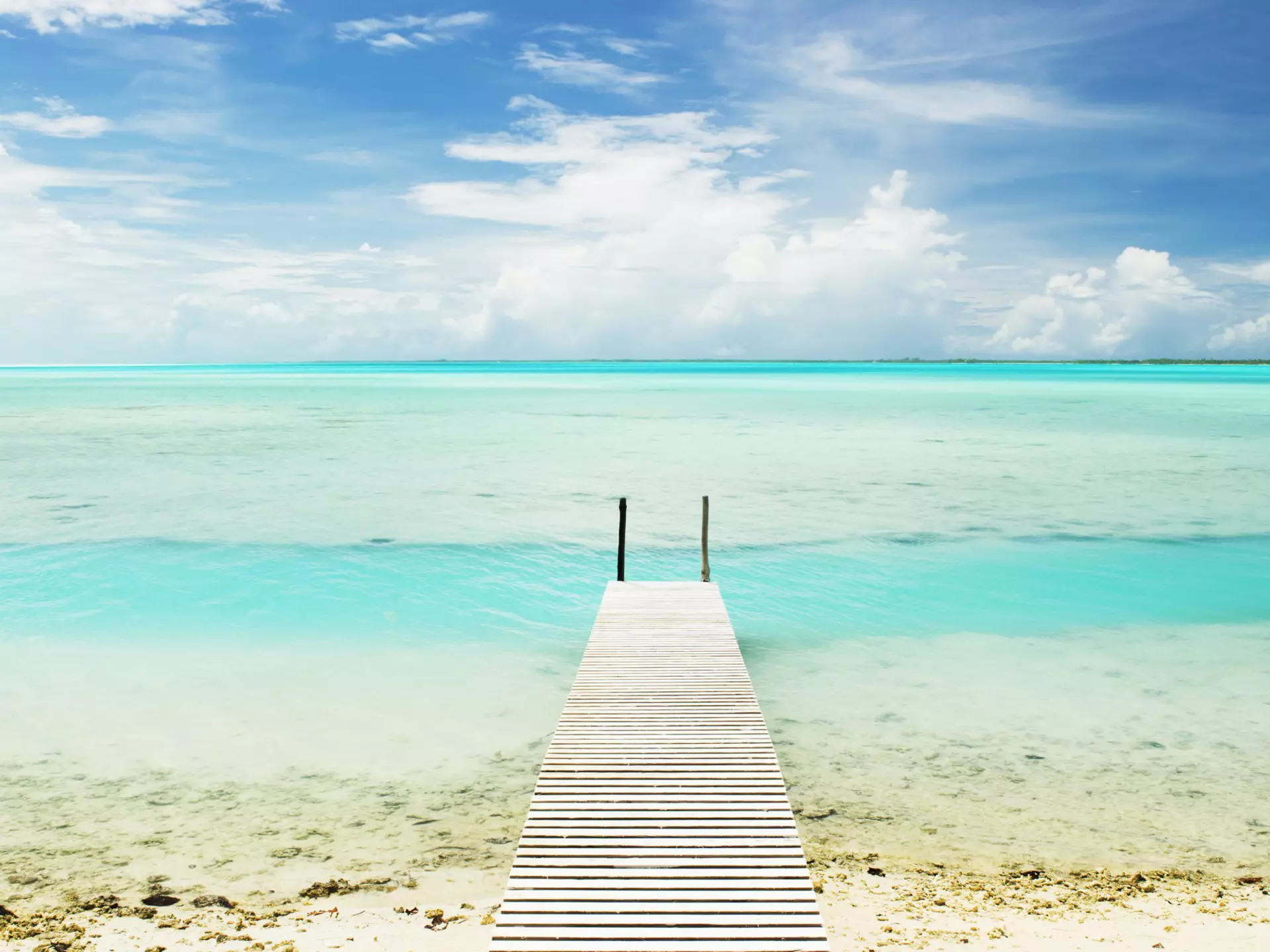 Anaa is an island paradise for those looking to travel off the beaten track. SageElyse / Shutterstock