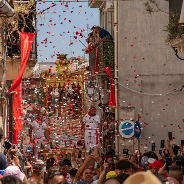 Crowds in the old town of Syracuse during the Festival of San Sebastiano. 