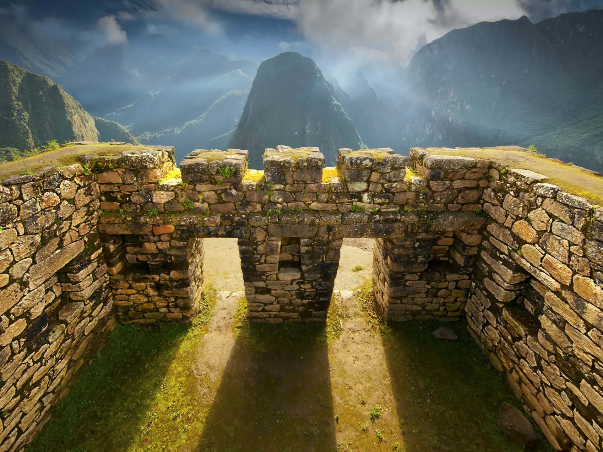 The mystical and high-altitude settings of Southern Peru were once strategically chosen to be the heart of the Inca Empire © Jerome Stubbs / Shutterstock
