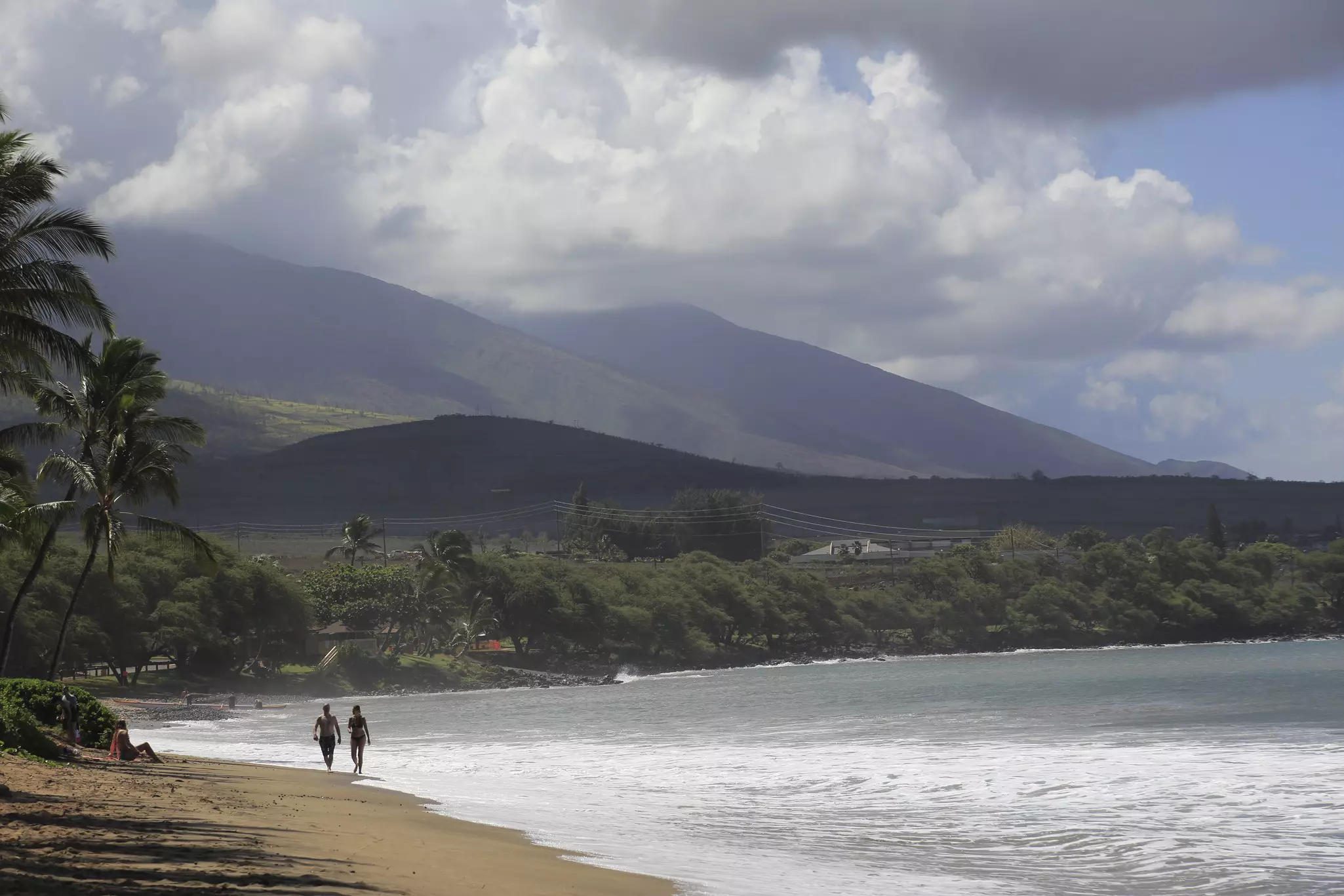 People walking on the beach of Kaanapali.