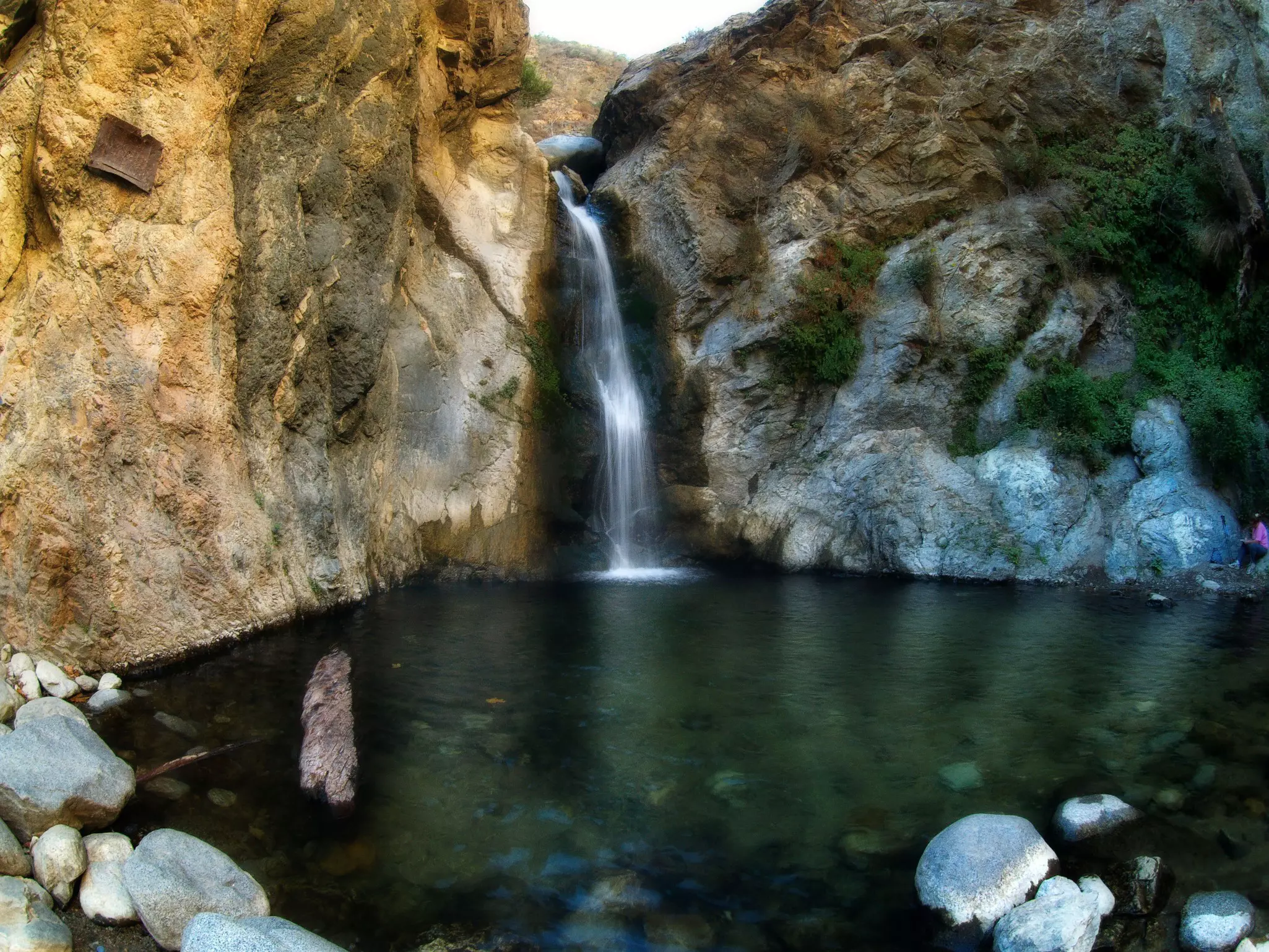 Eaton Canyon Falls is great for beginners © Eric Lowenbach / Getty Images