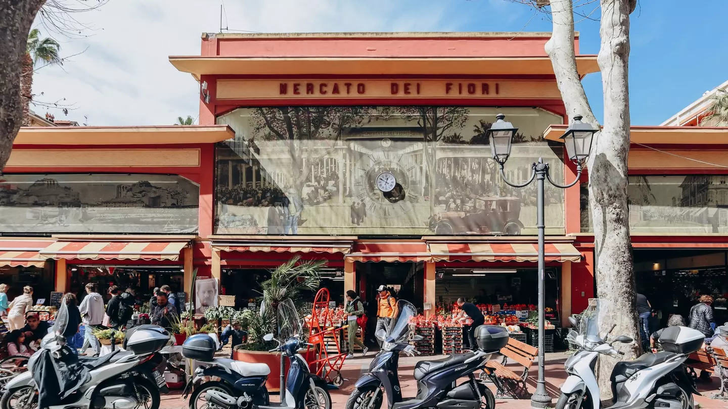 Prince Harry, Duke of Sussex and Meghan, Duchess of Sussex greet Maori elders while attending a traditional welcome ceremony on the lawns of Goverment House on October 28, 2018 in Wellington, New Zealand