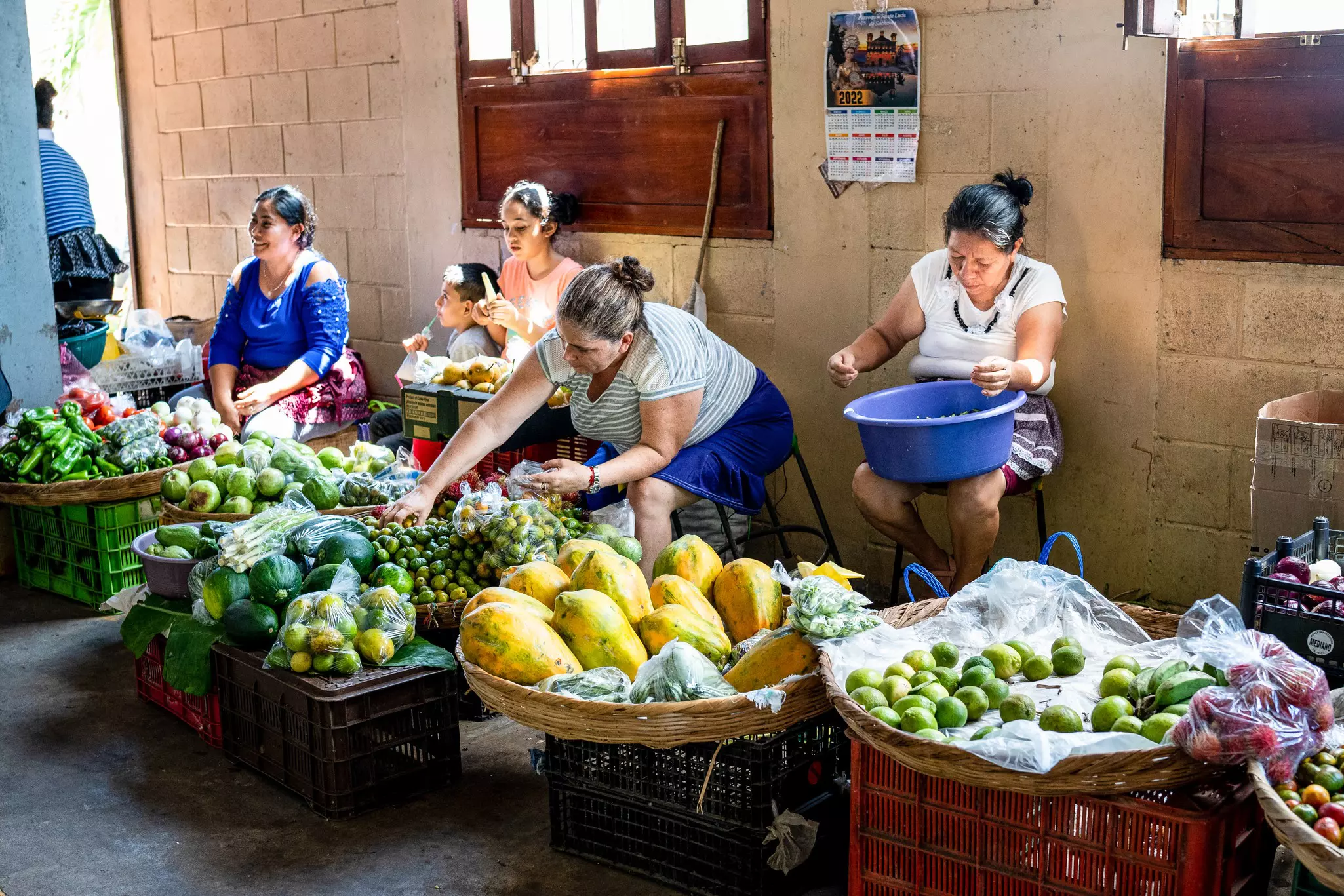 Fruit vendors in the market in Suchitoto, El Salvador