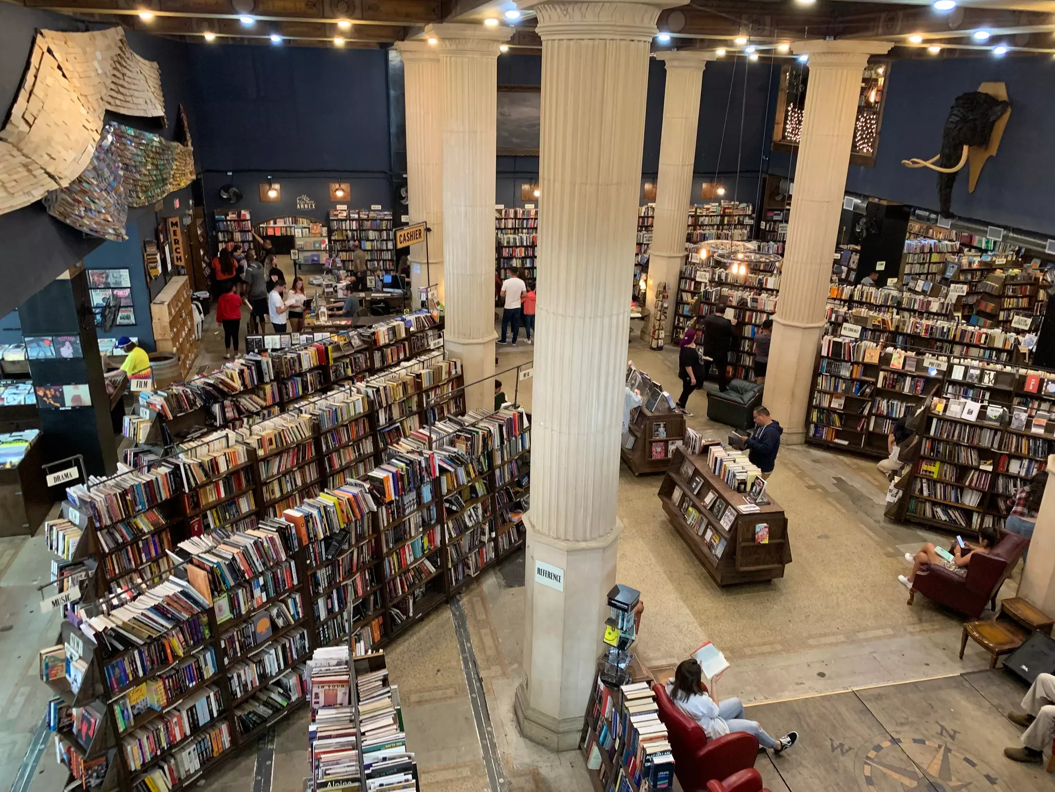 The Last Bookstore isn't just an independent bookstore. It's an immersive literary experience © 1000Photography / Shutterstock