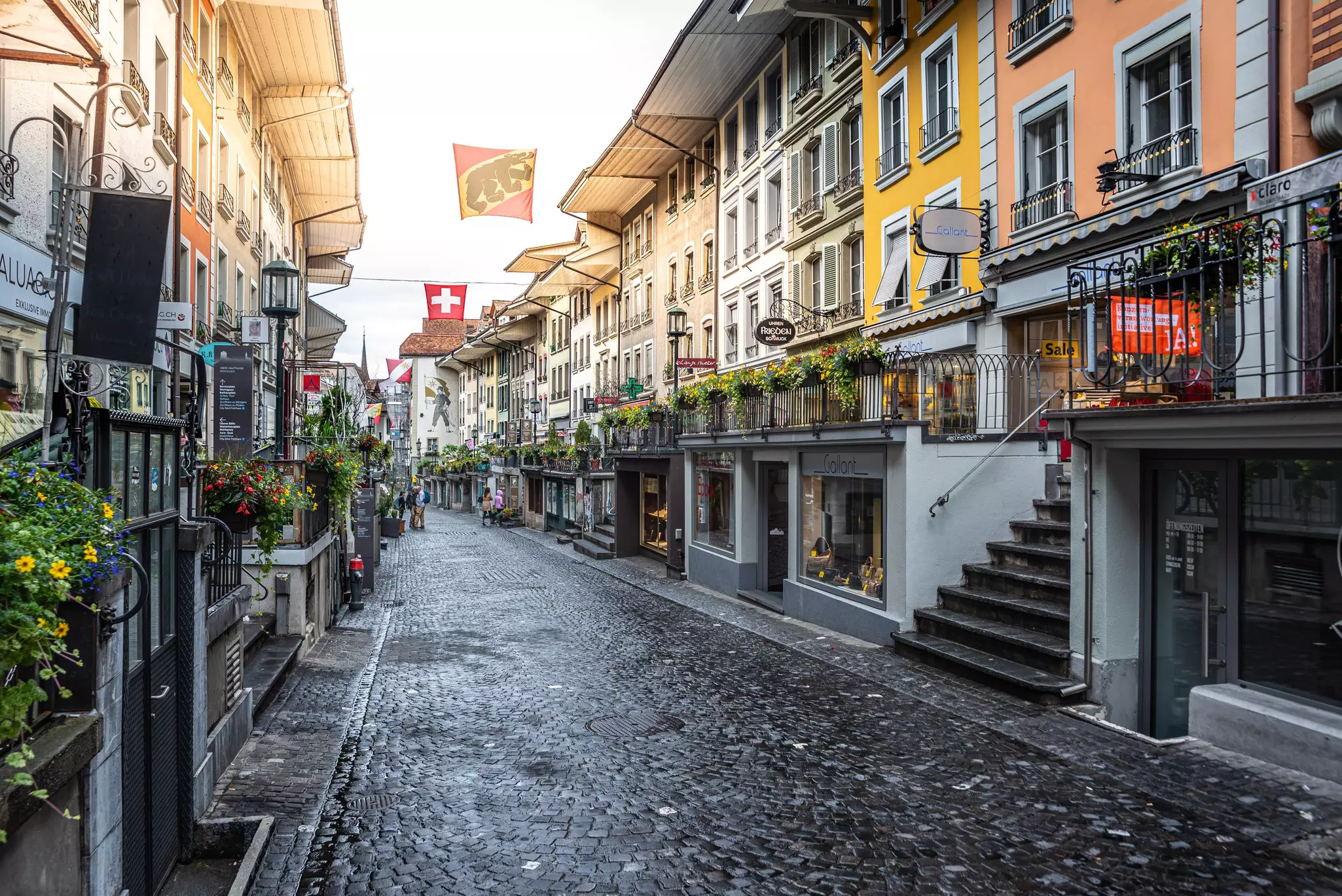 Pedestrian zone Obere Hauptgasse in Thun in the Bernese Oberland in Switzerland.