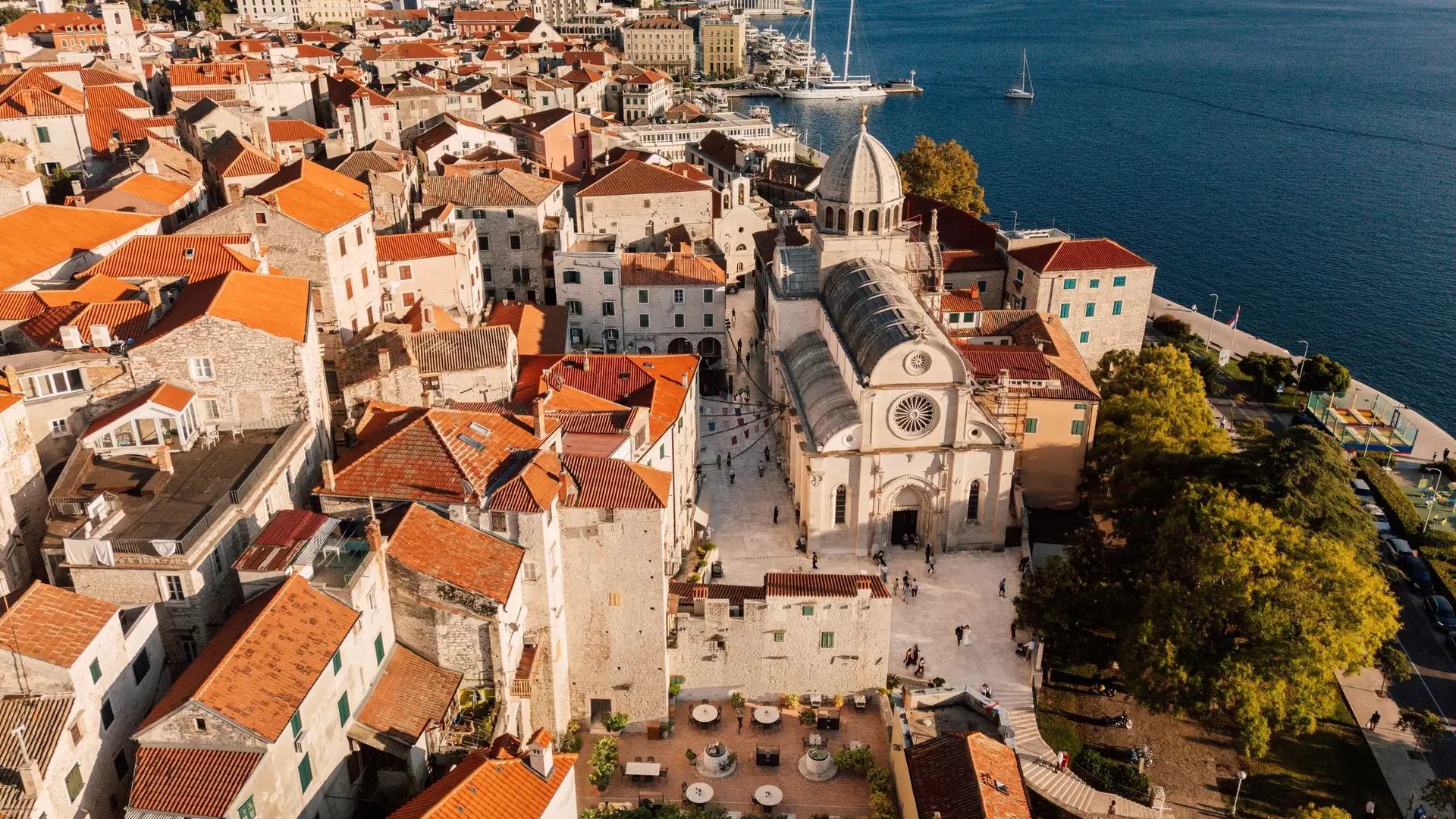Photo uploaded for Bit27 Sîbenik module
Courtesy of Slovenian Tourism Board