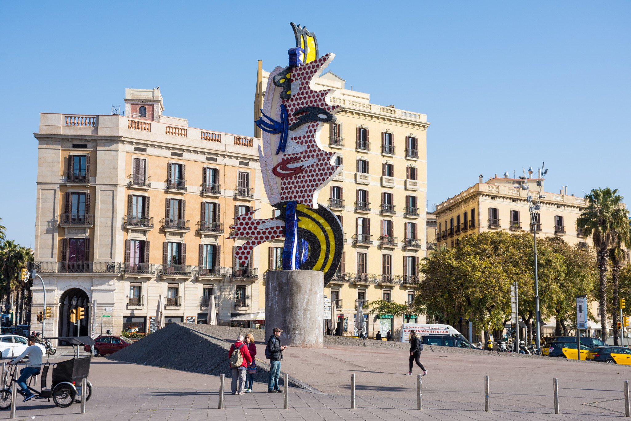 El Cap de Barcelona in Barcelona. El Cap de Barcelona is a sculpture created by American Pop artist Roy Lichtenstein for the 1992 Olympics in Barcelona.