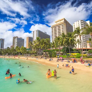 Our local writers answers all your first-time questions on how to get beyond Waikiki. Shutterstock
