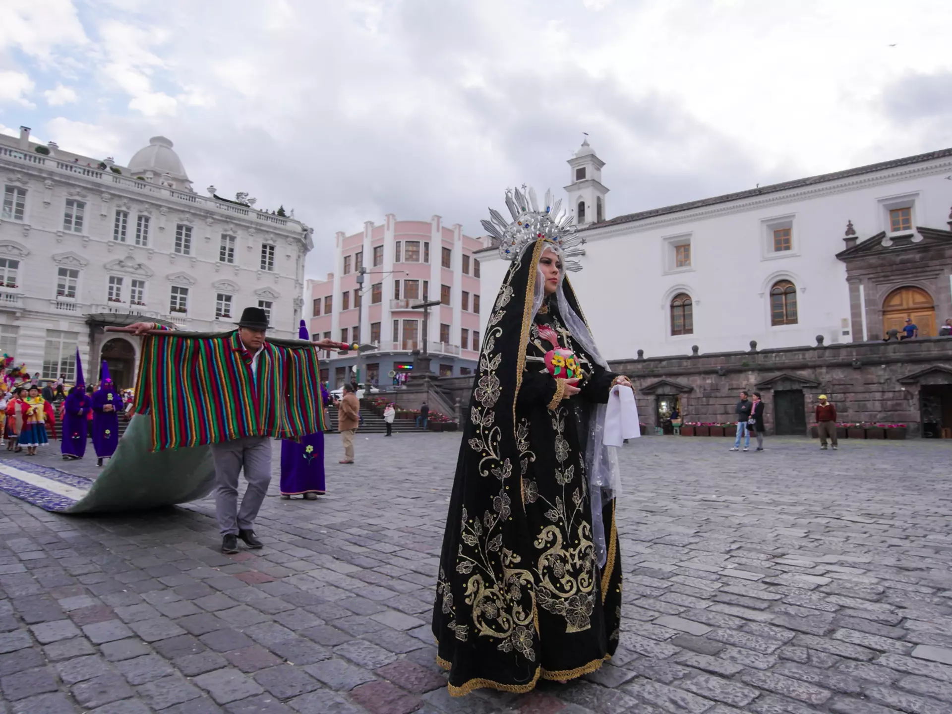 The Ballet Jacchigua perform in Quito's San Francisco Plaza © Lonely Planet