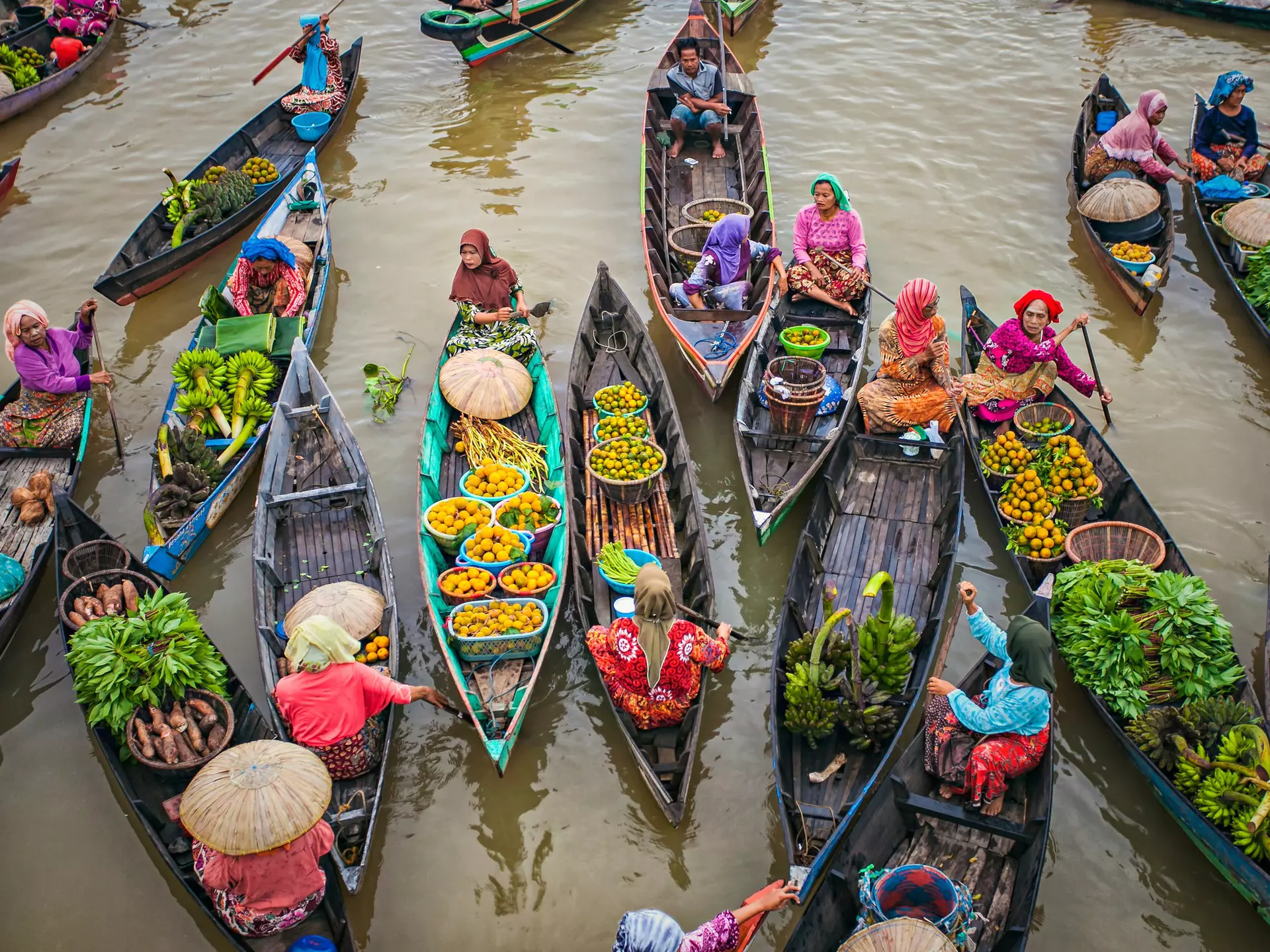 A floating market in Indonesia. Sony Herdiana/Shutterstock