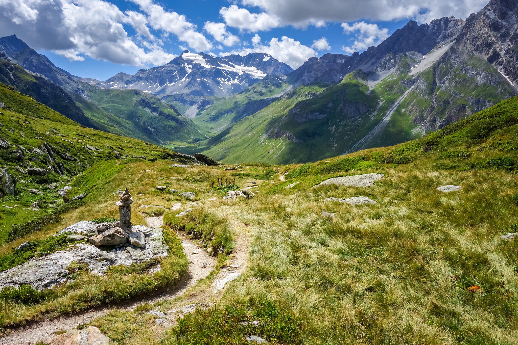 Alpine glaciers and mountains landscape in Pralognan la Vanoise. French alps.