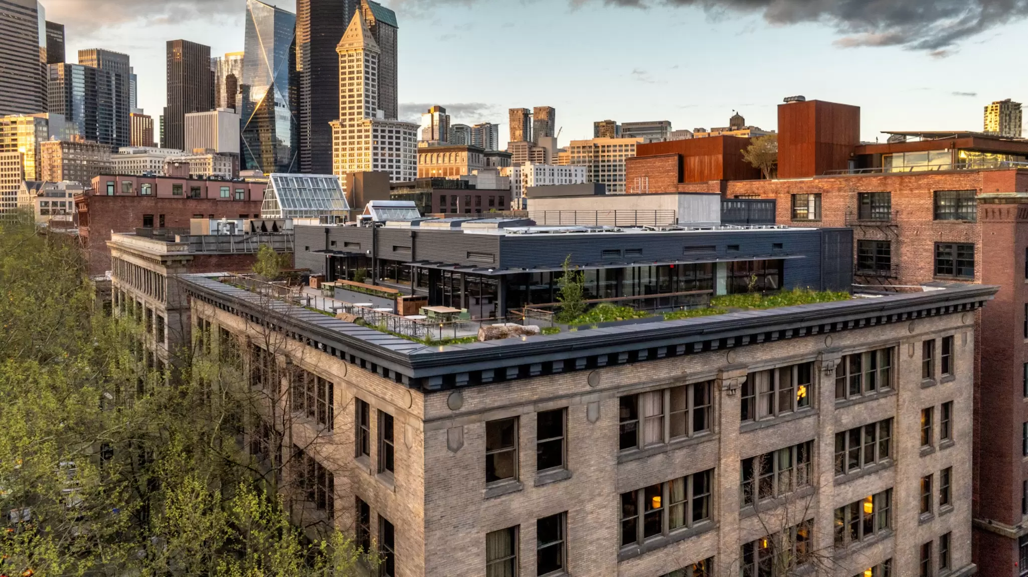 Aerial shot of the Populus Hotel rooftop bar, Firn.